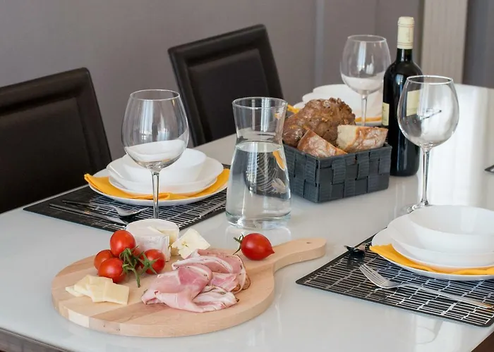 Ampio, Elegante Con Aria Condizionata E Bici Gratis 公寓 *